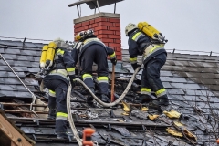 20171210_180142425_ios